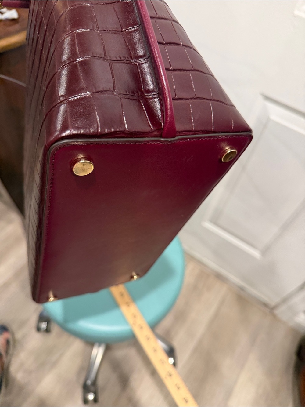 Michael Kors NWT LG tote Dk Berry “Jane” Embosed Leather gold hardware - Picture 11 of 14